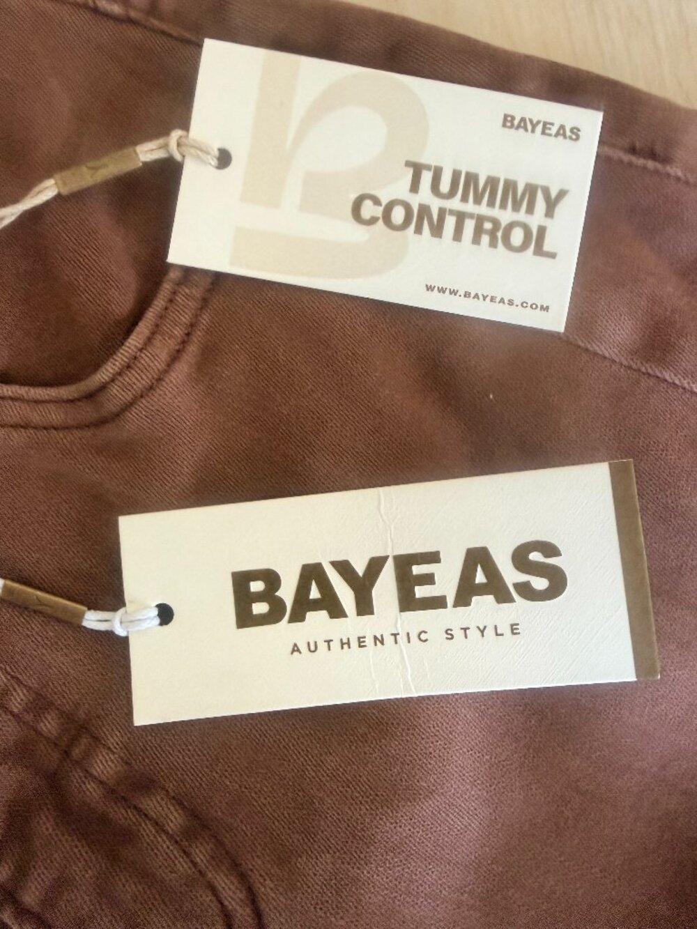 BAYEAS High Rise Barrel Rolled Jeans Espresso Sz. 26 NWT Retail $108 - Picture 6 of 14